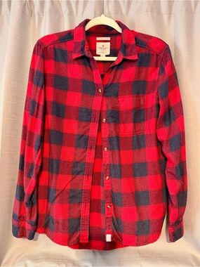 American Eagle Soft Boyfriend Flannel Shirt Red Black Buffalo Plaid Medium